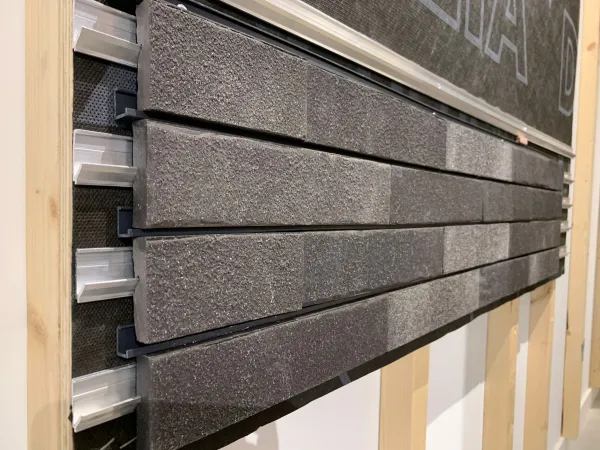 Novi BrickSystem